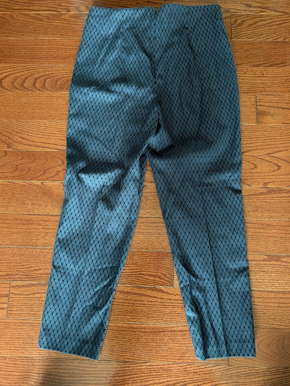 Frank Lyman Diamond-Pattern Pants - Picture 4 of 4